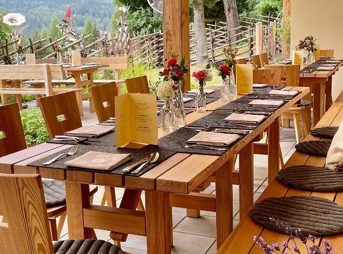 Seetalblick 酒店 *